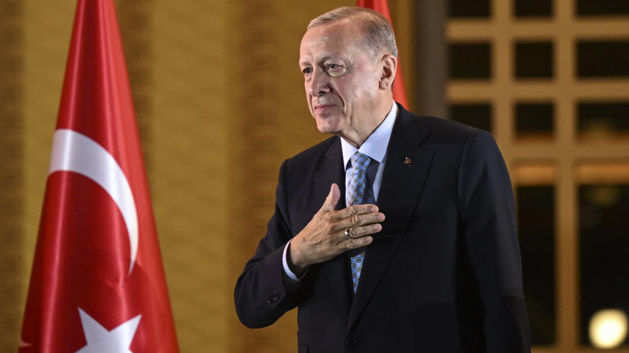 Son dakika! Emekli maaş zammı ne kadar oldu? Emekli için son karar açıklandı!