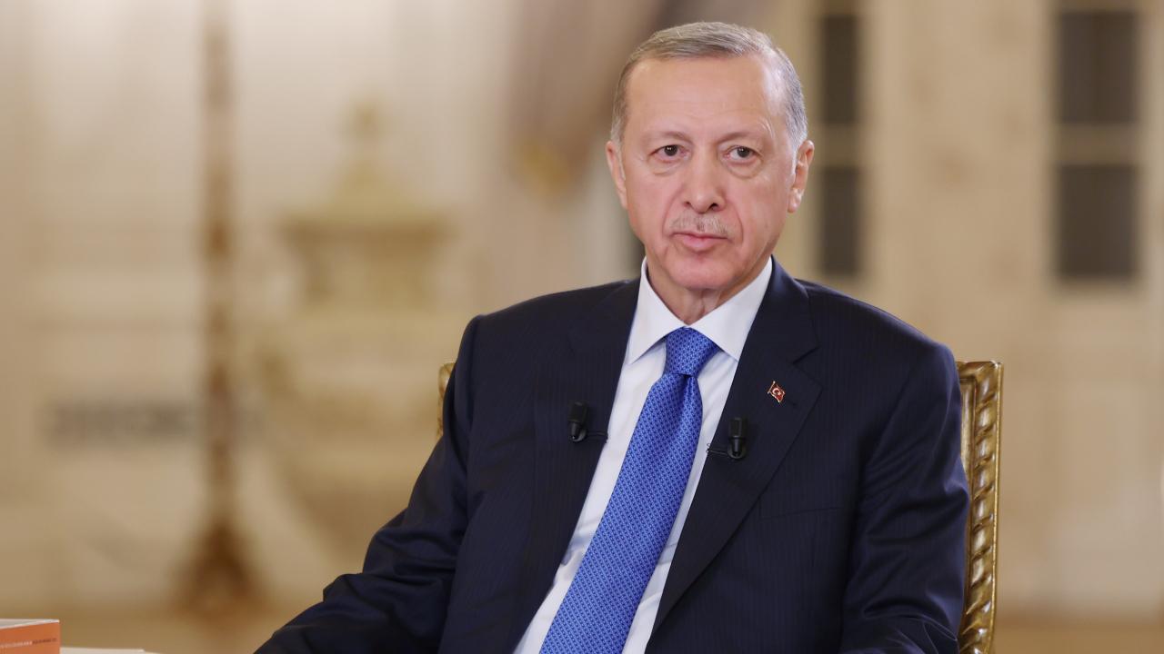 Emekli zamları belli oldu: Cumhurbaşkanı Canlı yayında açıkladı! En düşük emekli maaşı ne kadar oluyor?