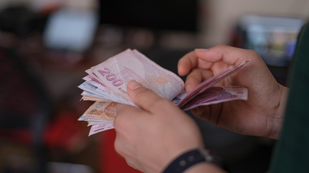 Çocuklu Ailelere Devlet Desteği: 1.300 TL Sosyal Yardım Parası Devam Edecek!