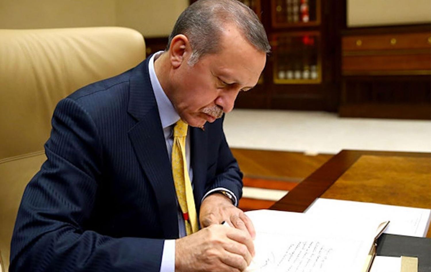 Emeklilere Müjde! Kök Zam ve Refah Payıyla Yeni Bir Yıla Adım Atıyorlar