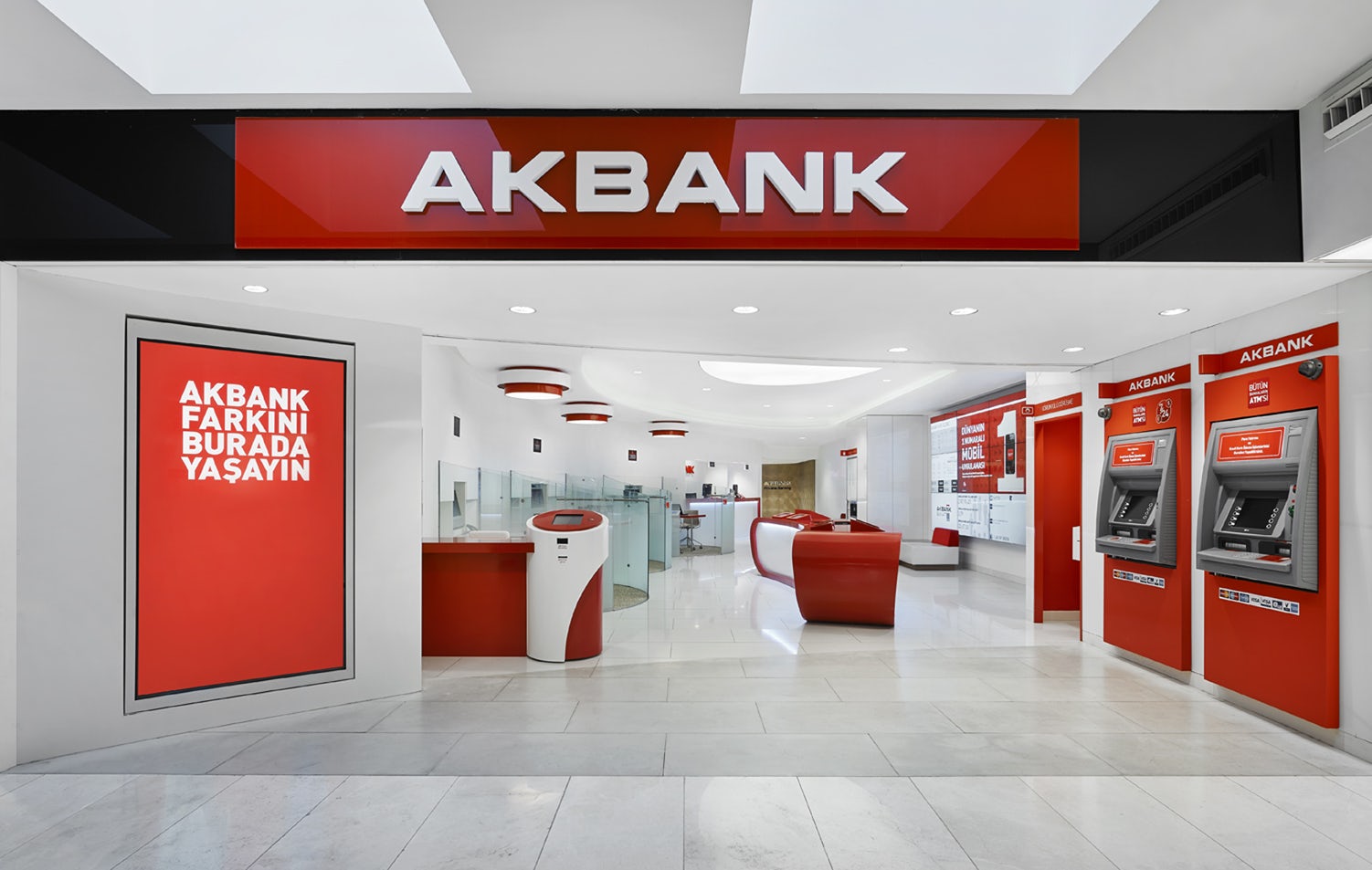 Akbank 10 bin TL'ye Kadar ödeme verecek! Akbank ihtiyaç kredisi bugün başladı ve başvuru rekoru bekleniyor