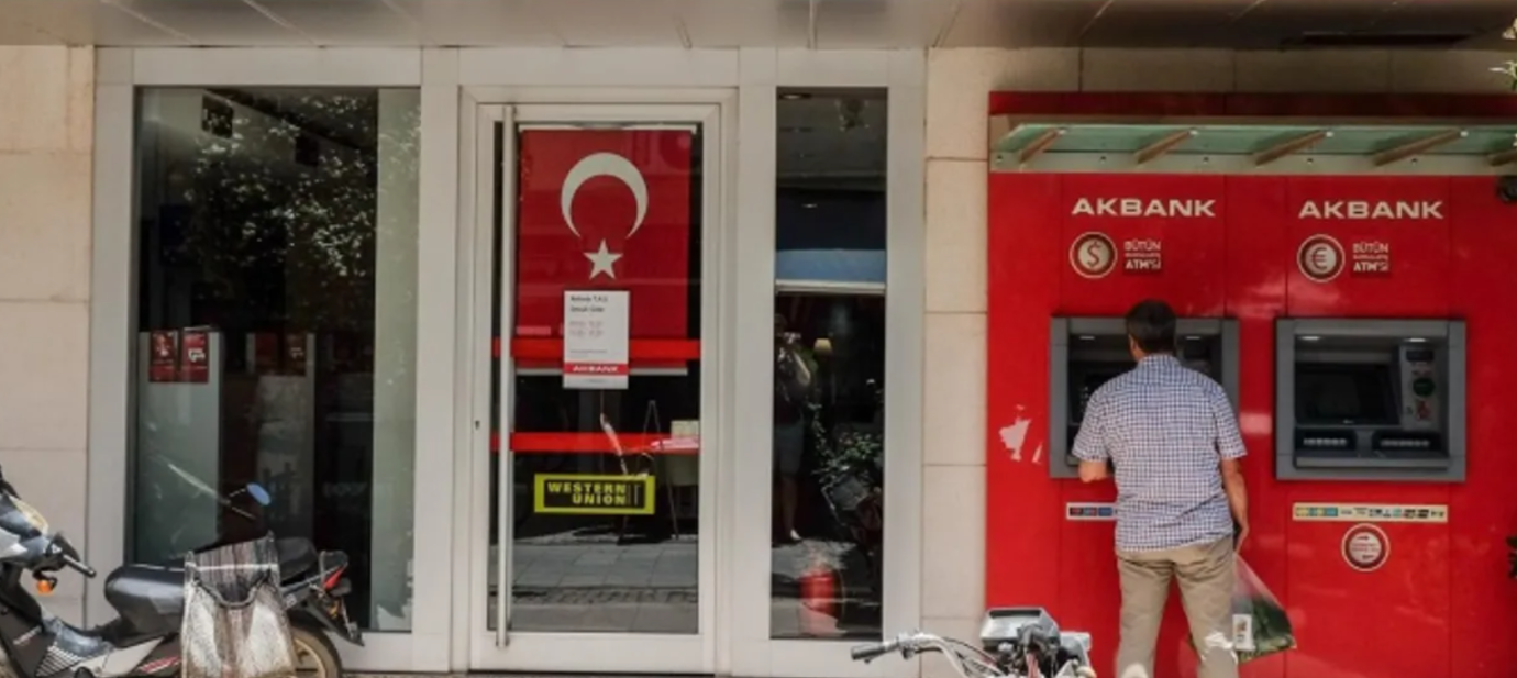 Hızlı Ödemeyi Akbank Yapıyor: Faizsiz 20 Bin TL Kredi Hazırlandı!