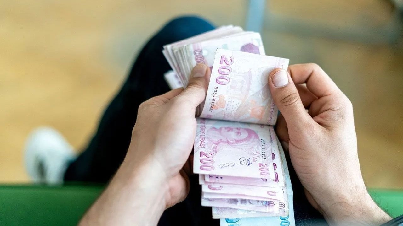 Araştırmalar Ortaya Koydu: Çok Çalışıp Az Kazanıyoruz! 