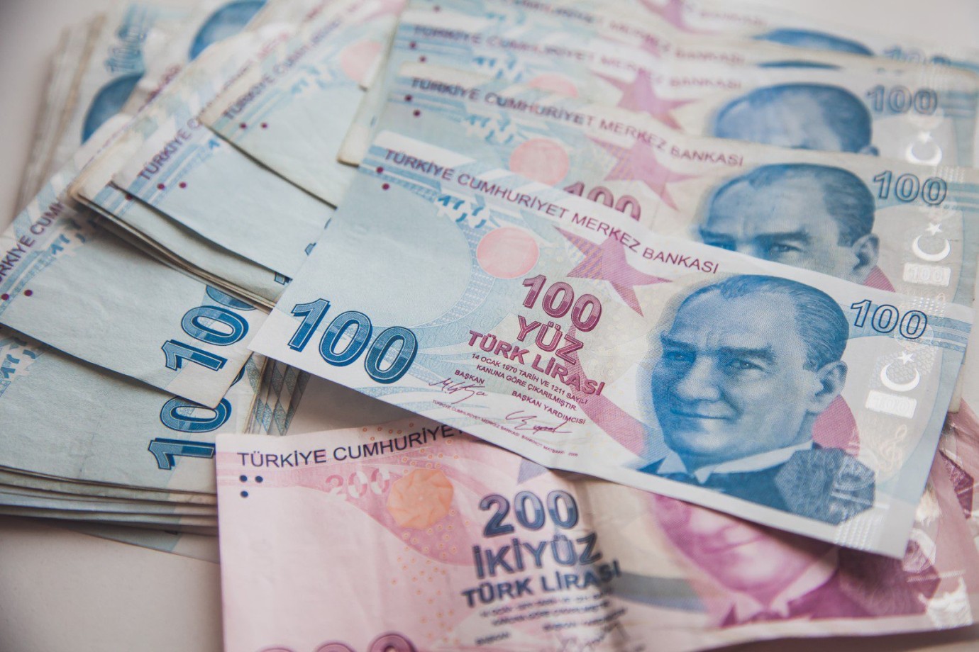 Hem Emekliyi Hem Memuru Etkileyecek Zam! İkili Maaş Zammı Milyonları Heyecanlandırdı