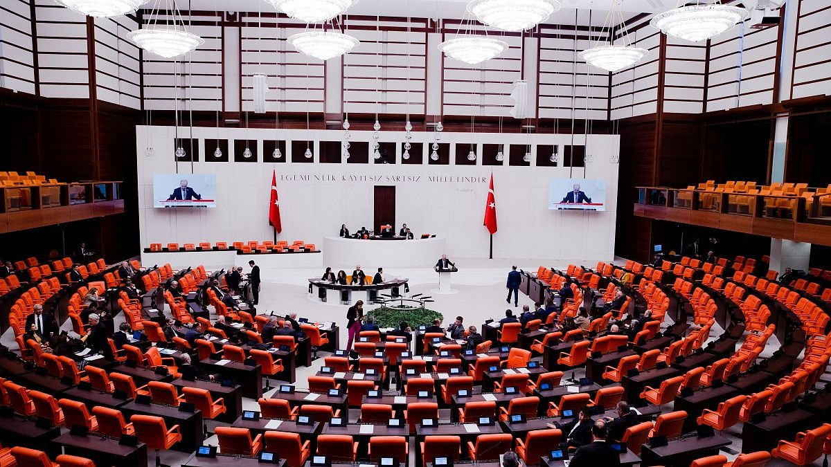Emekliye Yeni Piyango! Meclis'ten İkinci EYT Paketi Geçiyor...