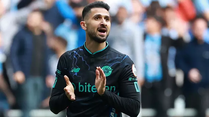 Emre Akbaba Trabzonspor Yolunda
