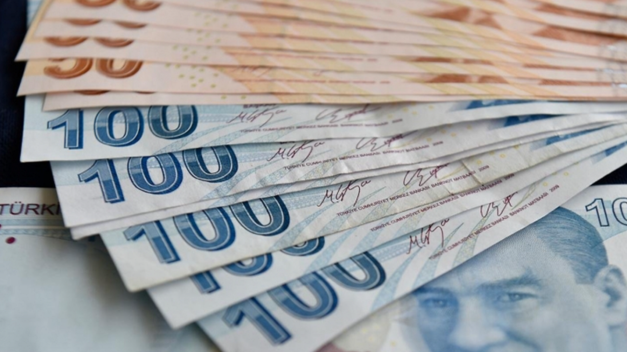 Emeklinin Kök Maaşı Değişiyor! Taban Maaş En Az 14-15 Bin TL Olacak!