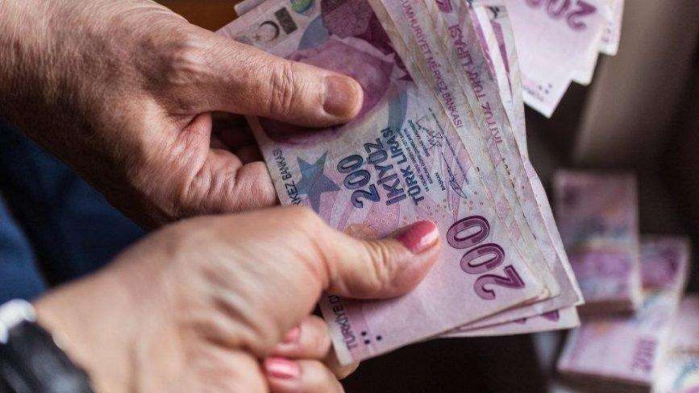 TBMM Emekli Desteğini Onayladı, İkramiyelerin Miktarı Arttı! Emeklinin Cebine 12 Bin TL Girecek...