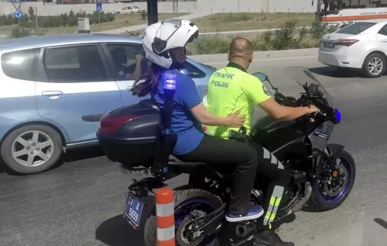 Adana’da YKS Sınavına Polis Yetiştirdi 