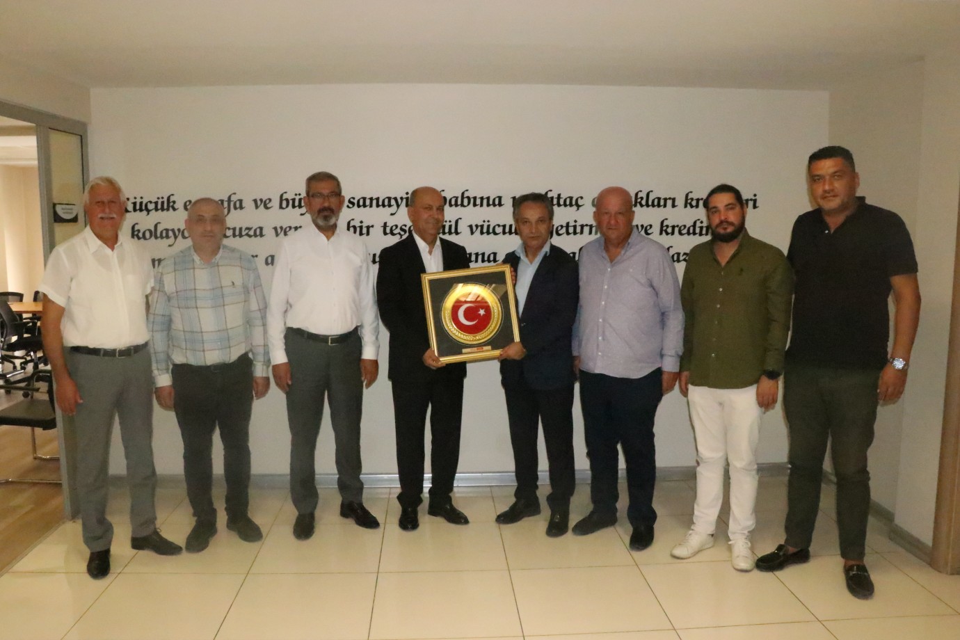 “Kamu Bankaları Düşük Faize Yönelmeli”
