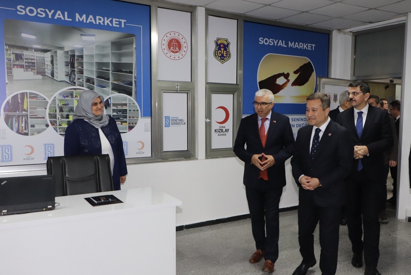 Kızılay Destekli Sosyal Market Açıldı 