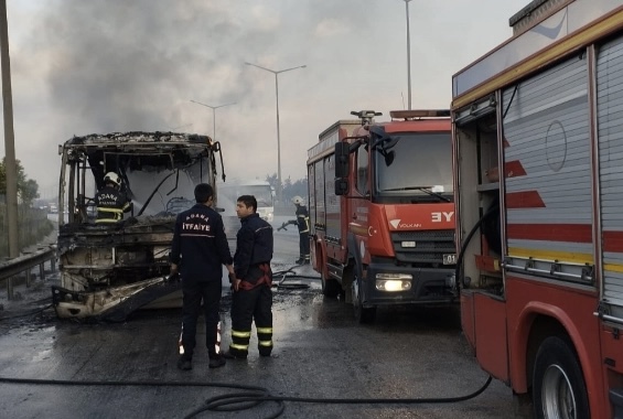 Özel Halk Otobüsü Alev Alev…