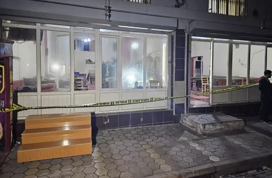 Kahvehane Basıp İki Kişiyi Öldürdü 