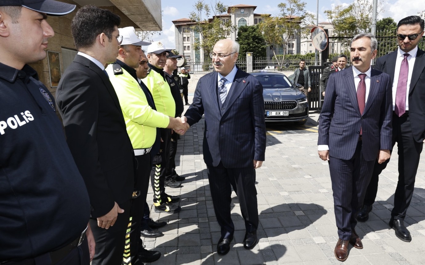 Güvenlik Güçlerinin Bayramını Kutladı