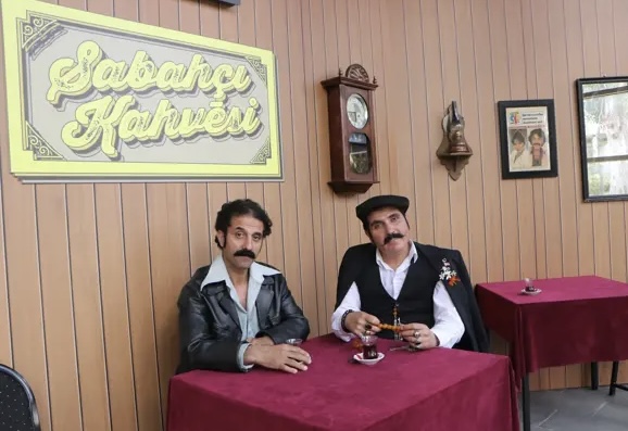 Ferdi Tayfur Anısına: Sabahçı Kahvesi