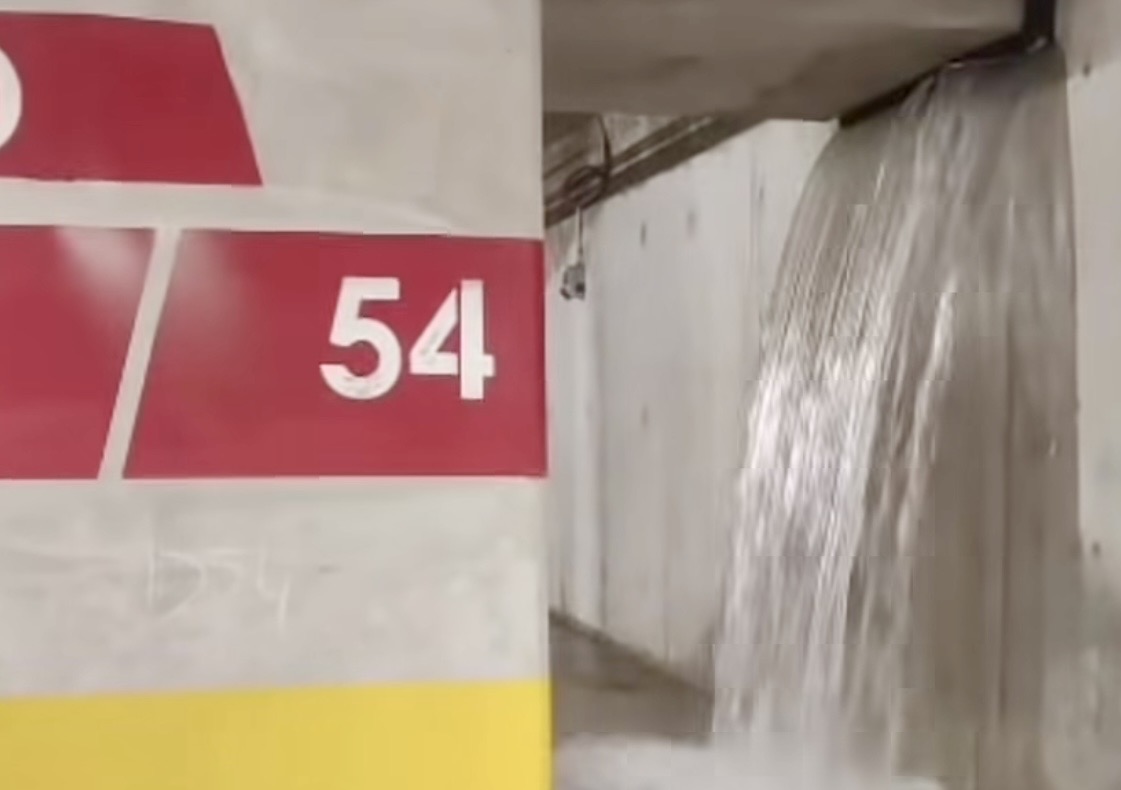Şelale Değil Hastane Otoparkı 