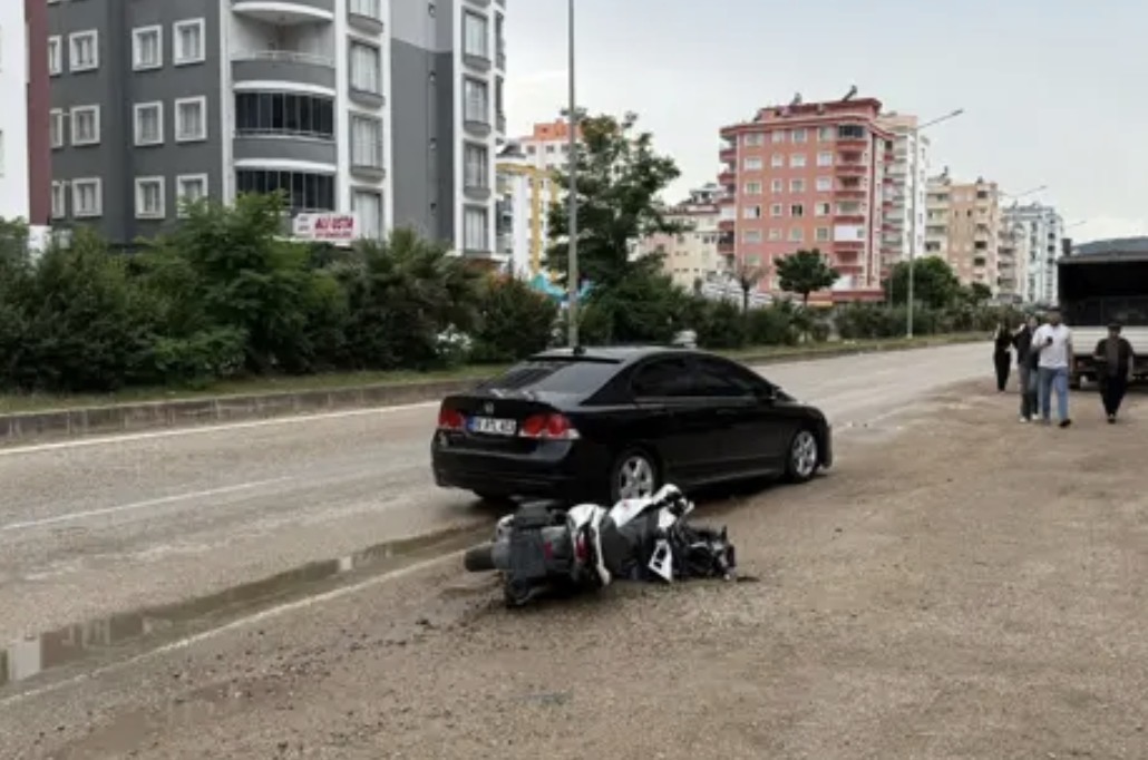  Kozan’daki Kazada 2 Kişi Yaralandı 
