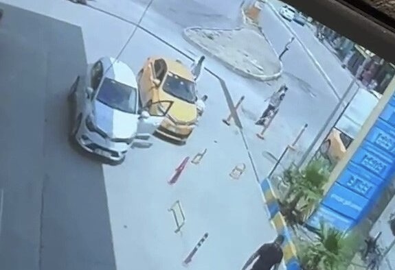 Tartıştığı Taksiciyi Takip Edip Bıçakladı