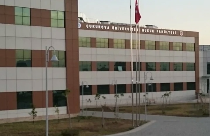 Hukuk Fakültesi Öğrencileri: Mağduruz 