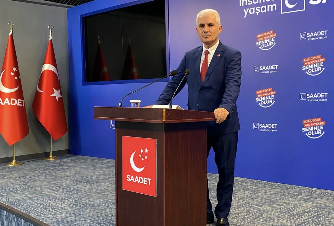 Adana’da Çerçeve Yasa İstifası 