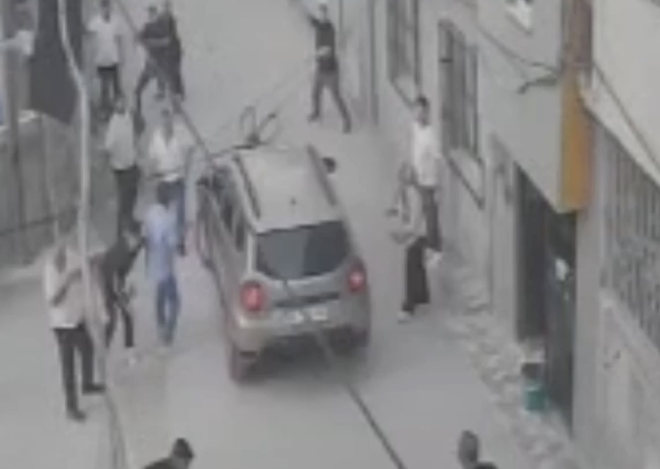 Mahalle Kavgası Faciaya Dönüştü! 