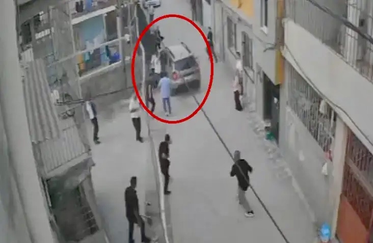Mahalle Kavgası Faciaya Dönüştü! 
