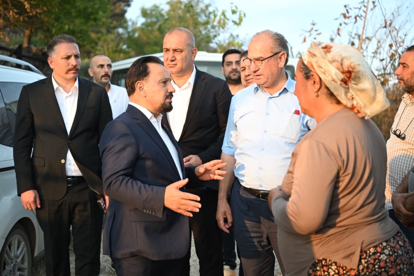 MHP Yangın Bölgesine Çıkarma Yaptı 