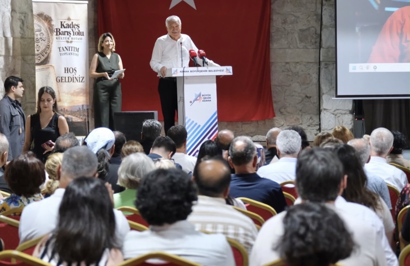 ‘Bir Bilen’ Olarak Konuşturuluyor 