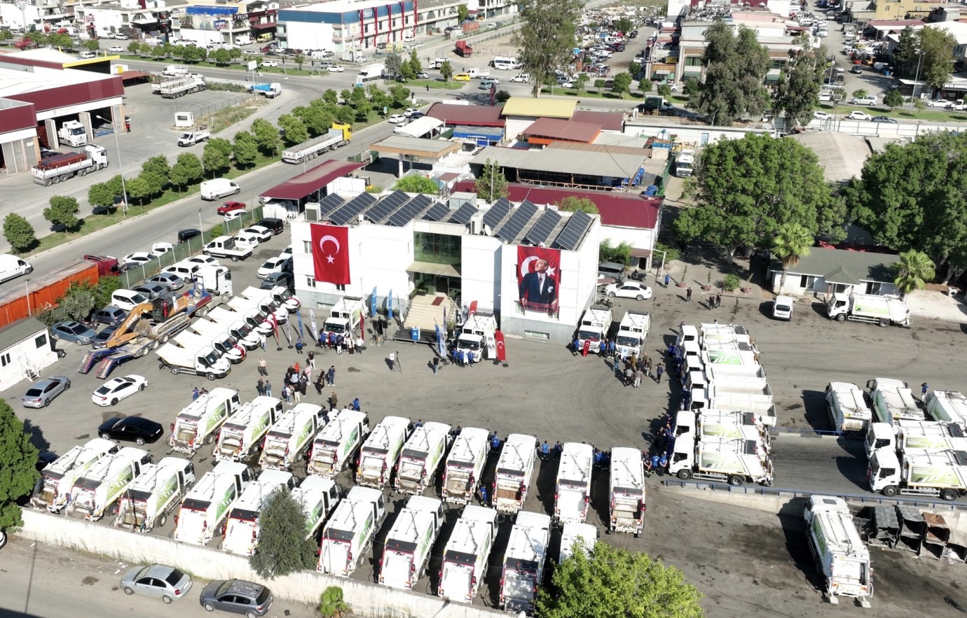 Seyhan Belediyesi’ne 41 Yeni Araç 