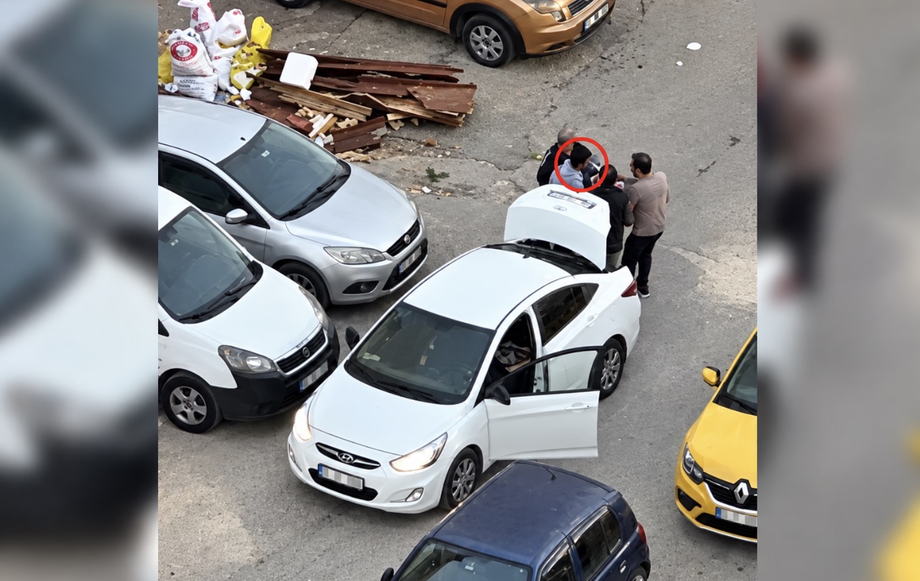 Zorla Bagaja Bindirip Kaçırdılar! 