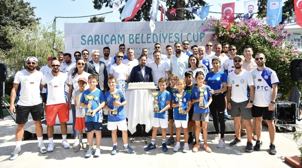 Tenisin Şampiyonları ‘Kupa’landı…