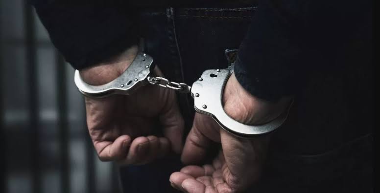 Otomobil Çalan 3 Kafadar Tutuklandı 