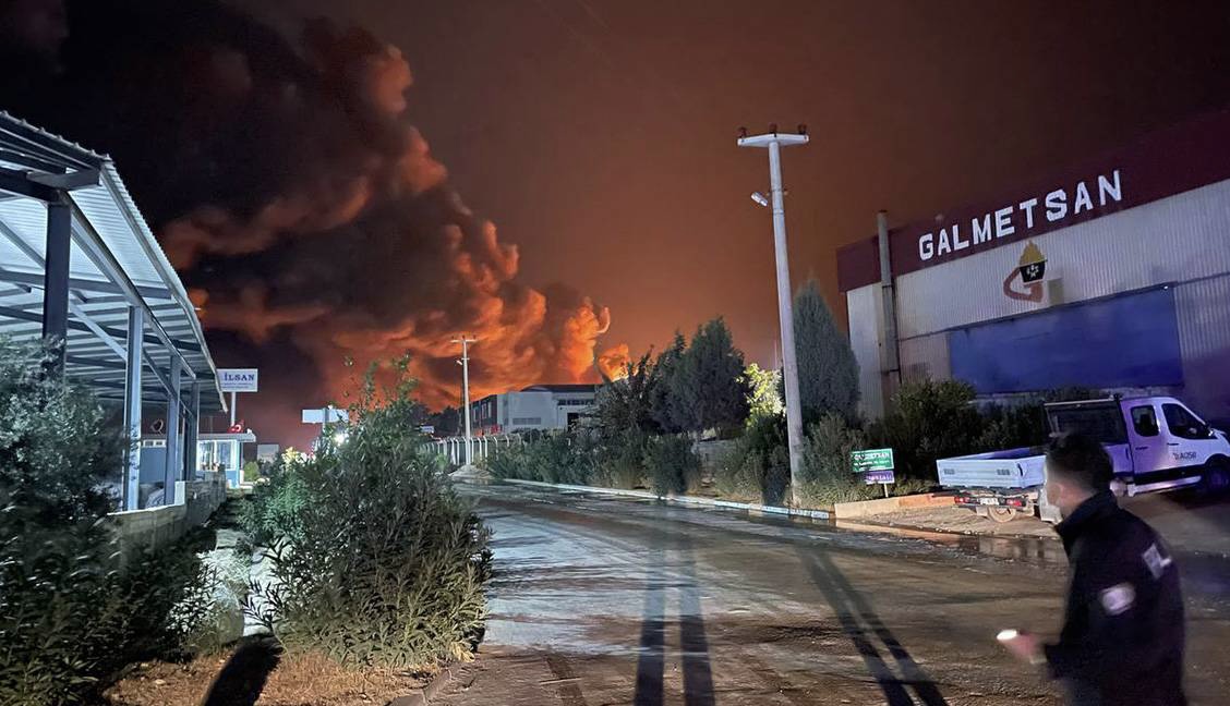 OSB’de Kimya Fabrikasında Yangın!